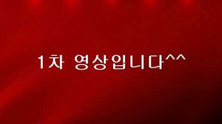 고전야동 키스방몰카 활발한 업소녀