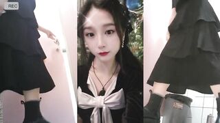 화장실 파파라치에 잡힌 유명녀