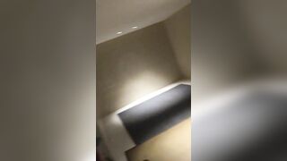 탈의실에서 옷 갈아입는 친구 몰래 ipcam