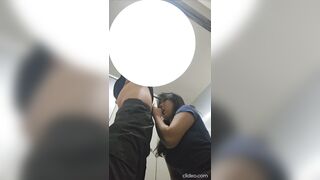 화장실 간단녀