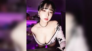 믿고 보는 육덕 꼴잘알 처자 ㅇ치 뒤치기 자세