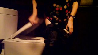 Pub Toilet 3 ipcam