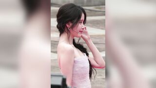 아이유 이뻐서 올림 (1)