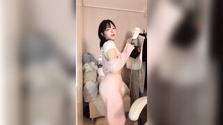 존예 틱톡 라이브(팬티라인 개꼴림) (1)