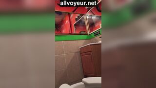 Spanish Toilet Voyeur ipcam