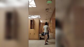 【温泉編】驚くほど美しい若い女性。素晴らしいスタイルと信じられないほど白い肌、そして柔らかくて白い胸 ipcam (5)