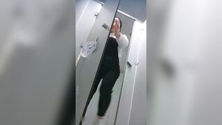 American toilet spy video (4)