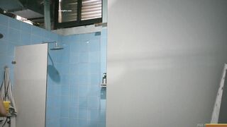 Bath Voyeur 7-10 toilet 4