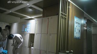 [限定オリジナルビデオ] ウォーターパーク美女たちの着替えと入浴（ウォーターマークなしオリジナルビデオシリーズ）[シーズン11] ipcam 1 030426 04