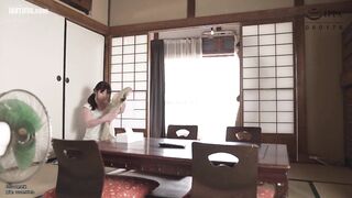 DRPT-027 I couldn't resist the sight of my sister unconsciously flashing her pussy as she slept on the veranda... I kept secretly putting my Reducing Mosaic JAV