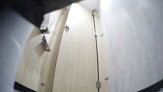 [ マジックハン​ド ☛ 購入済み ]【プレミアム・トイレ盗撮】「着替え＆排泄中の美女」 — パート2 toilet 2 12-180426
