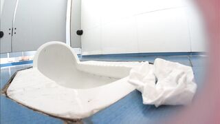 【定番・トイレ映像】「青春への賛歌」シリーズ：完全版 — 高校2年生の少女が、その可憐な秘部から排尿する様子を至近距離で捉えた映像に加え toilet 2 05-190426