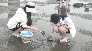 門外不出の超傑作！『ママと潮干狩りに夢中になりすぎてがっつり見えてる奇跡』前編 jvip