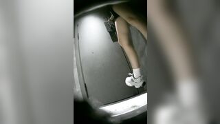 高品質バー撮影：ハイヒール、ストッキング、そして美脚（パート3） toilet 1 08-240426