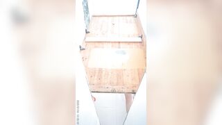 新たに流出した製粉工場のトイレの写真❤️ 「シティ・オブ・ゴッド」シリーズのトイレのパノラマビュー。1つのフレームに複数の人が写っており toilet 43-030526