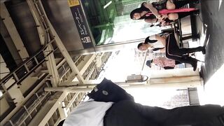 美味しそうな脚の制服Jちゃん！！パンチラいただきます voyeur jp 160526