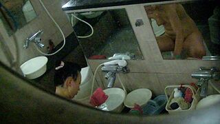 Voyeur cam girl dorm room locker South Korea voyeur jp 160526