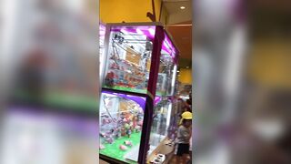 ４人のお姉さん-ママさんの逆さパンチラ動画-静止画-おまけ有り-１３１ voyeur jp 10-190526