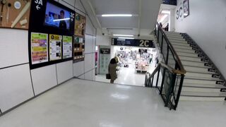逆さhero アルティメット51 受付嬢みたいなめっちゃ可愛い子の白生パン voyeur jp 01