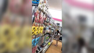 ママさんの逆さパンチラ動画 静止画 １１６ voyeur jp 02