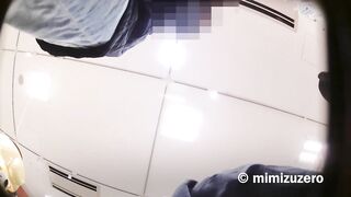 211 トリプル制服店員パンチラ voyeur jp