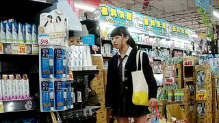 高画質 制服白パン逆さ撮りｎｏ２４ voyeur jp