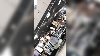 ２人のお姉さんの逆さパンチラ動画 静止画 ２１１ voyeur jp 03