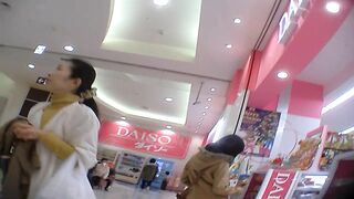 黒いネコからの贈り物 禁断の逆さ撮りno143 voyeur jp