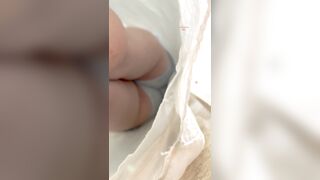 【KFC】ミルクティーを買いに買い物に行った美少女とスポーツマンが白い半透明のパンツで困った ipcam 3