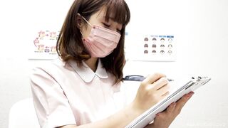 看護師パンチラ 愛嬌たっぷりなセクシーナースさん 紐パンずれで内臓丸見えハプニング vol 15 voyeur jp